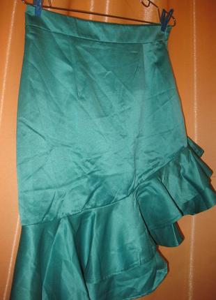 Шикарная нарядная силуэтная приталенная юбка фламенко с оборкой рюшами boohoo км1494 по фигуре6 фото