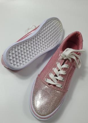 Кеди женские
