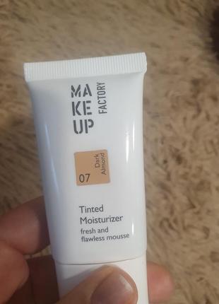 Make up factory тональний крем