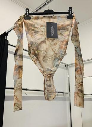 💙💛мега глитой боди сетка с открытыми плечами в принт ренесанс prettylittlething