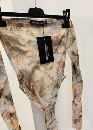 💙💛мега глитой боди сетка с открытыми плечами в принт ренесанс prettylittlething