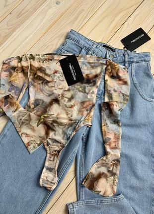 💙💛мега глитой боди сетка с открытыми плечами в принт ренесанс prettylittlething