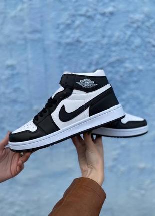 Мужские кроссовки nike air jordan 1 high black white7 фото