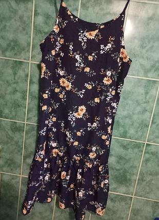 Сукня розмір: s-m