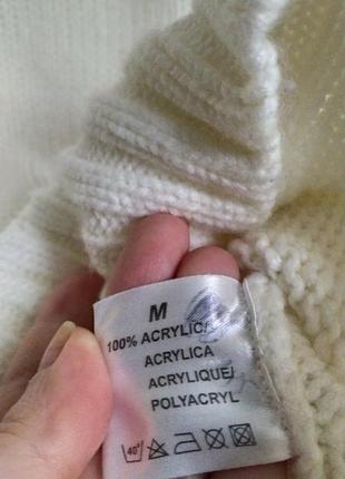 Эффектный белый свитер из мягкого акрила3 фото
