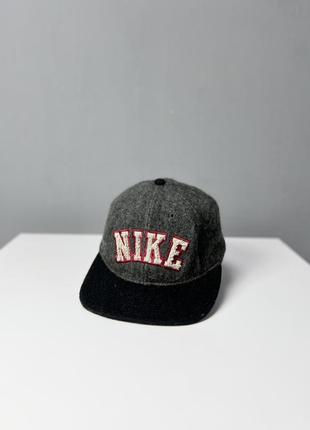 Вінтажна кепка nike vintage cap
