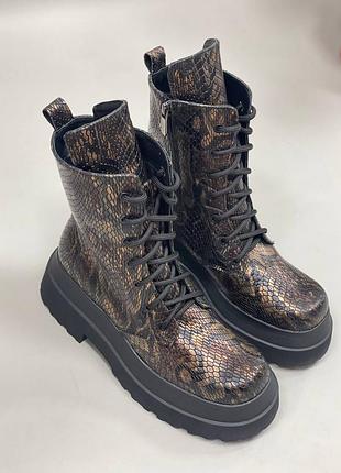 Ботинки берцы с эксклюзивной кожа с тиснением цвет по выбору