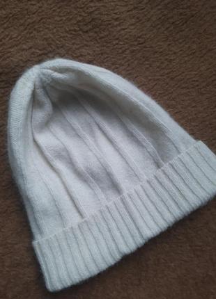 Нова тепла, ангорка - шесть, бежева шапочка