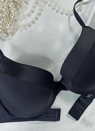 70b / 32b  фірмовий базовий невидимий бюстгальтер etam (франція)