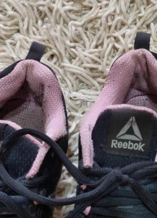 Фирменные и качественные кроссовки фирмы reebok ahary runner.размер 38-399 фото