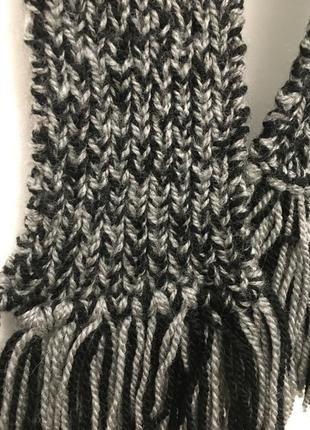 Вязаный шерстяной короткий шарф