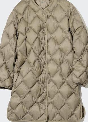 Невагомий та теплий натуральний пуховик uniqlo