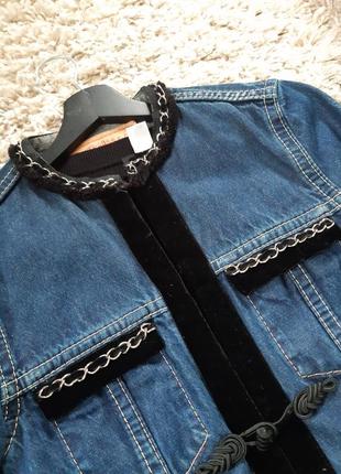 Стильный джинсовый пиджак/жакет с бархатом и цепями,levi's, p. xs-s6 фото