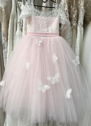 Нарядное платье