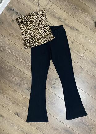 Комплекись топ и штаны клеш