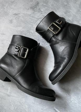Ботинки сапожки низкие ботинок челси черные женские1 фото