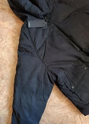 Чорна зимова куртка oversize3 фото