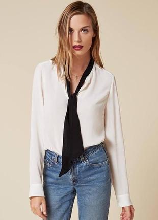 Шиионовая блузка с завязкой на шее