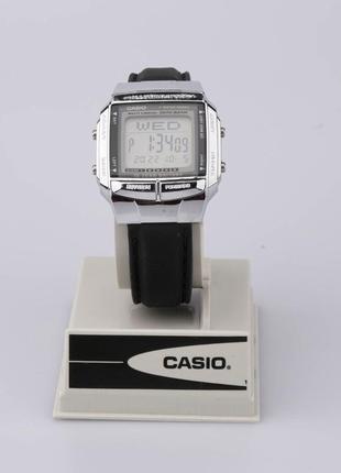 Годинник casio