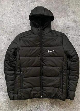 Зимова чоловіча куртка nike