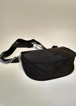 Нейлоновая сумочка с двумя ремешками10 фото
