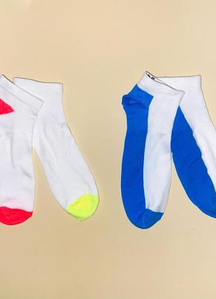 Носочки спортивні  ♦️білі з яскравими п‘ятками довж.стопи: 20 см. (7/8 років) ♦️ білі +сині
