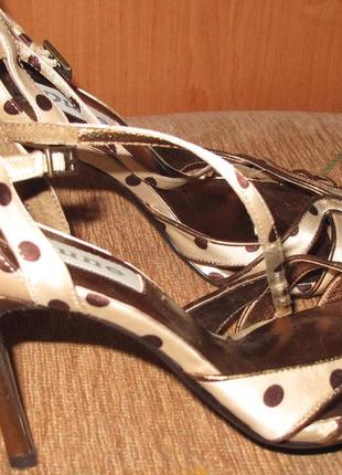 Бежеві босоніжки dune р37 атлас