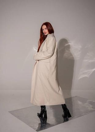 Стильное удлиненное пальто оверсайз на пуговицах3 фото