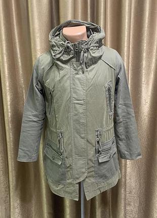 Женская ветровка zara basic  куртка защитного , тёмно-зелёного цвета, хаки размер s