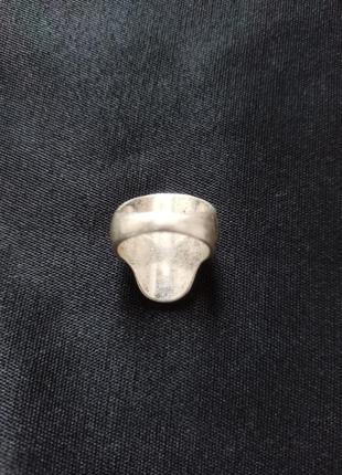 Кольцо череп белый металл с чернением унисекс5 фото
