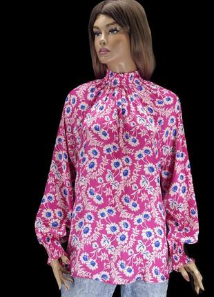 Красивая сатиновая блузка next с цветочным принтом. размер uk12eur40.5 фото
