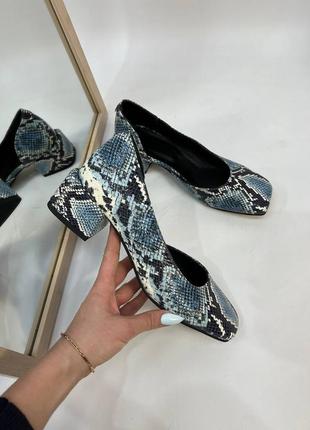 Эксклюзивные туфли со змеиным тиснением цвет по выбору1 фото