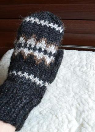 Теплые варежки рукавицы из натуральной шерсти.