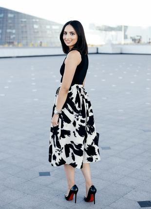 Об'ємна спідниця міді з кишенями ,великий розмір, h&m