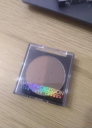 Двоколірні тіні для брів obsession brow duo відтінок "caramel brown"2 фото