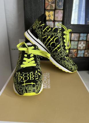 Кроссовки michael kors