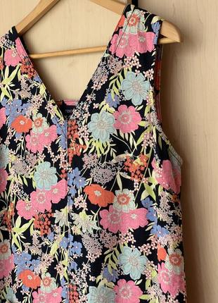 Красивое льняное платье прямого кроя в цветочный принт от бренда next2 фото