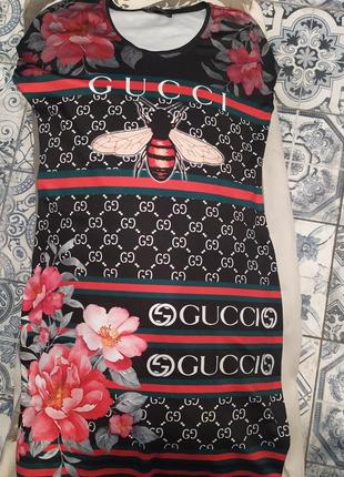 Gucci платье