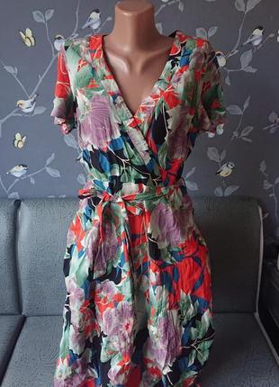 Красивое женское платье в цветы размер 48/503 фото