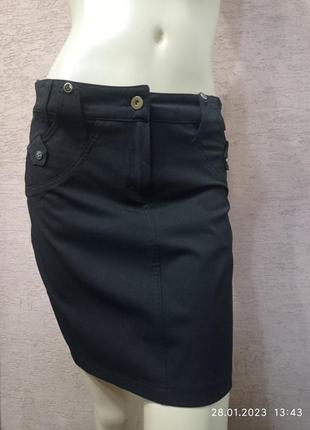 Чёрная юбка nobby women длиной 43 см в отличном состоянии.
модель 957