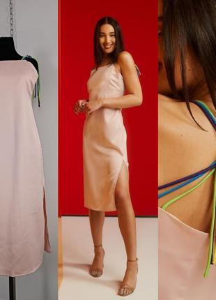 Платье комбинация атласное пудрового цвета коллаборации about you  riccardo simonetti, 38