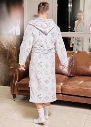 Костюм для дома качественная пижама мужская королевская шишина акция с халатом снижка комплект кофта брюки тепла под бренд лого луи виттон оверсайз батал5 фото