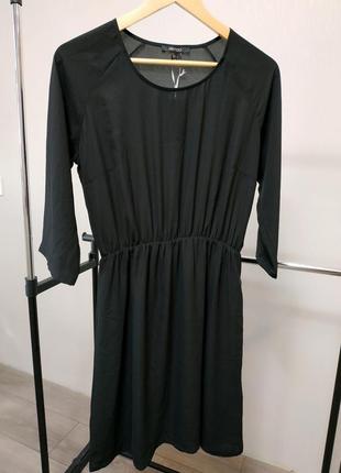 Черное платье миди esmara