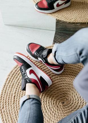 Кросівки унісекс air jordan 1 low bred toe6 фото