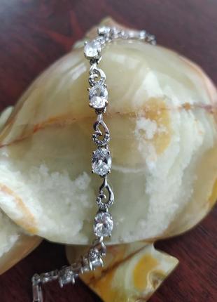 Браслет со стразами