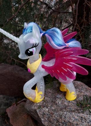 Поні селестія каденс світиться рідкісна іграшка my little pony hasbro5 фото