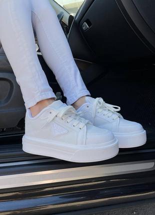 Женские prada re-nylon bryshed white