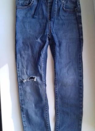 Джинси рвані
