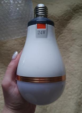 Акумуляторна лед лампа на 24w з цоколем1 фото