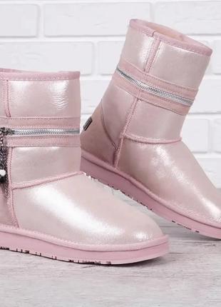 Угги женские кожаные на овчине ugg australia розовые с напылением